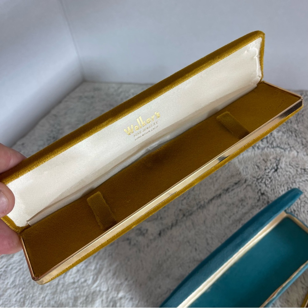 Vintage Elegant Velvet Jewelry Box Set of 8 Colorful - Picture 9 of 13